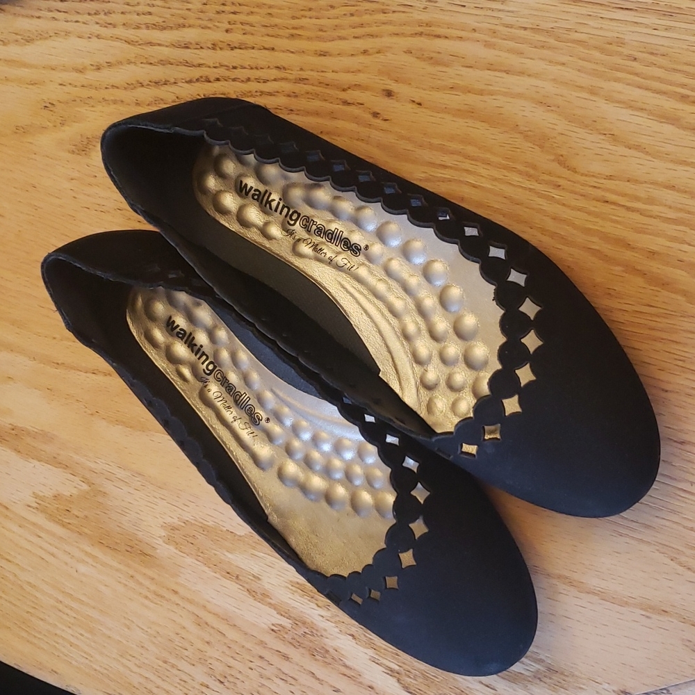 Size 7 walking cradles